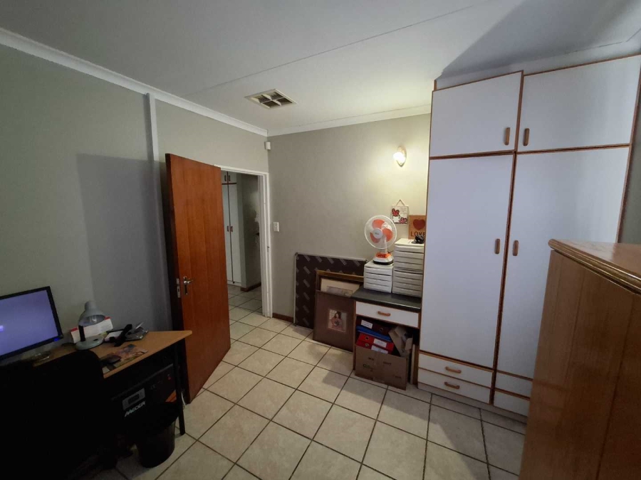 3 Bedroom Property for Sale in Keidebees Northern Cape